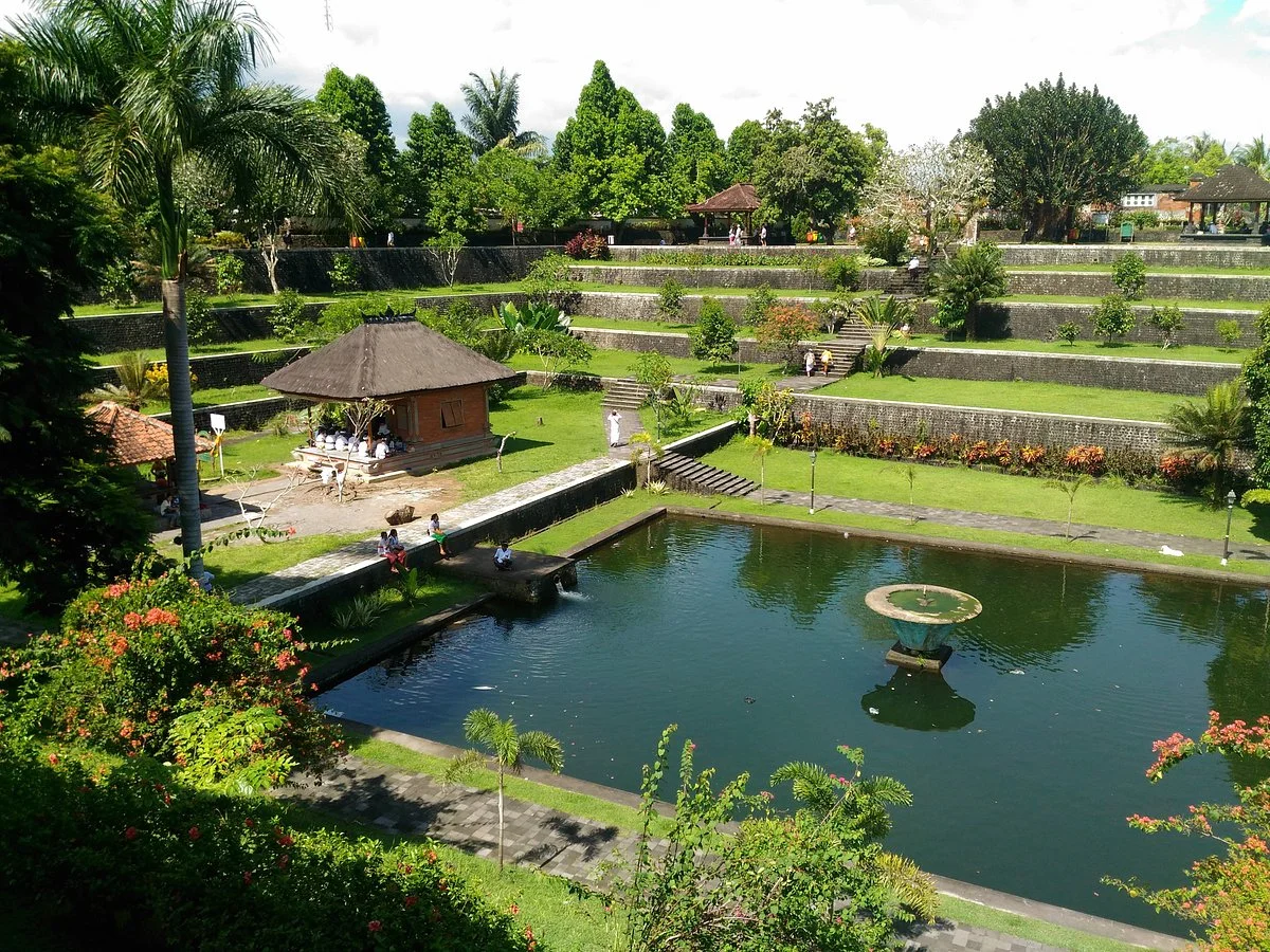 Pura Agung Narmada