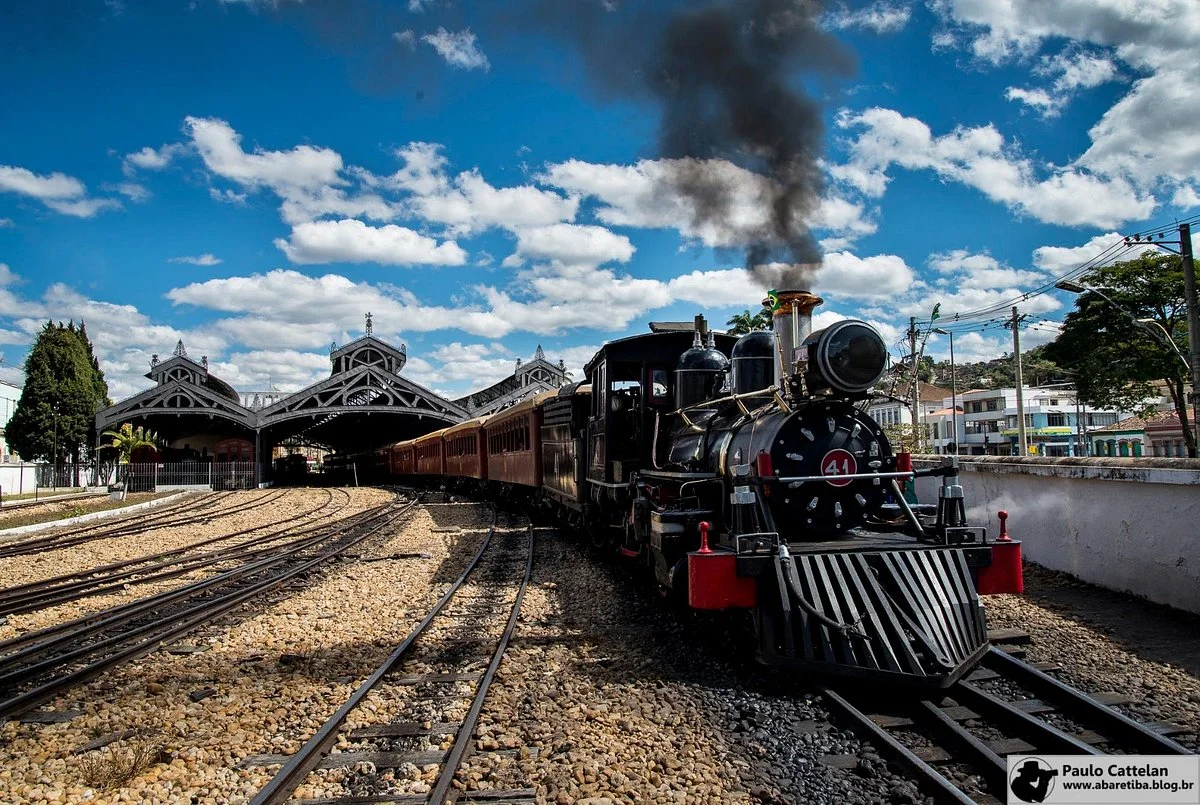 Smoking Mary Minas' Vintage Steam Trains