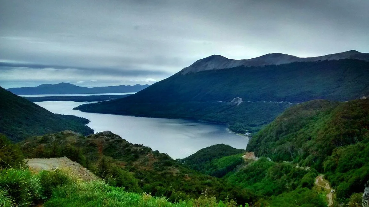 Mirador de Lagos Escondido y Fagnano