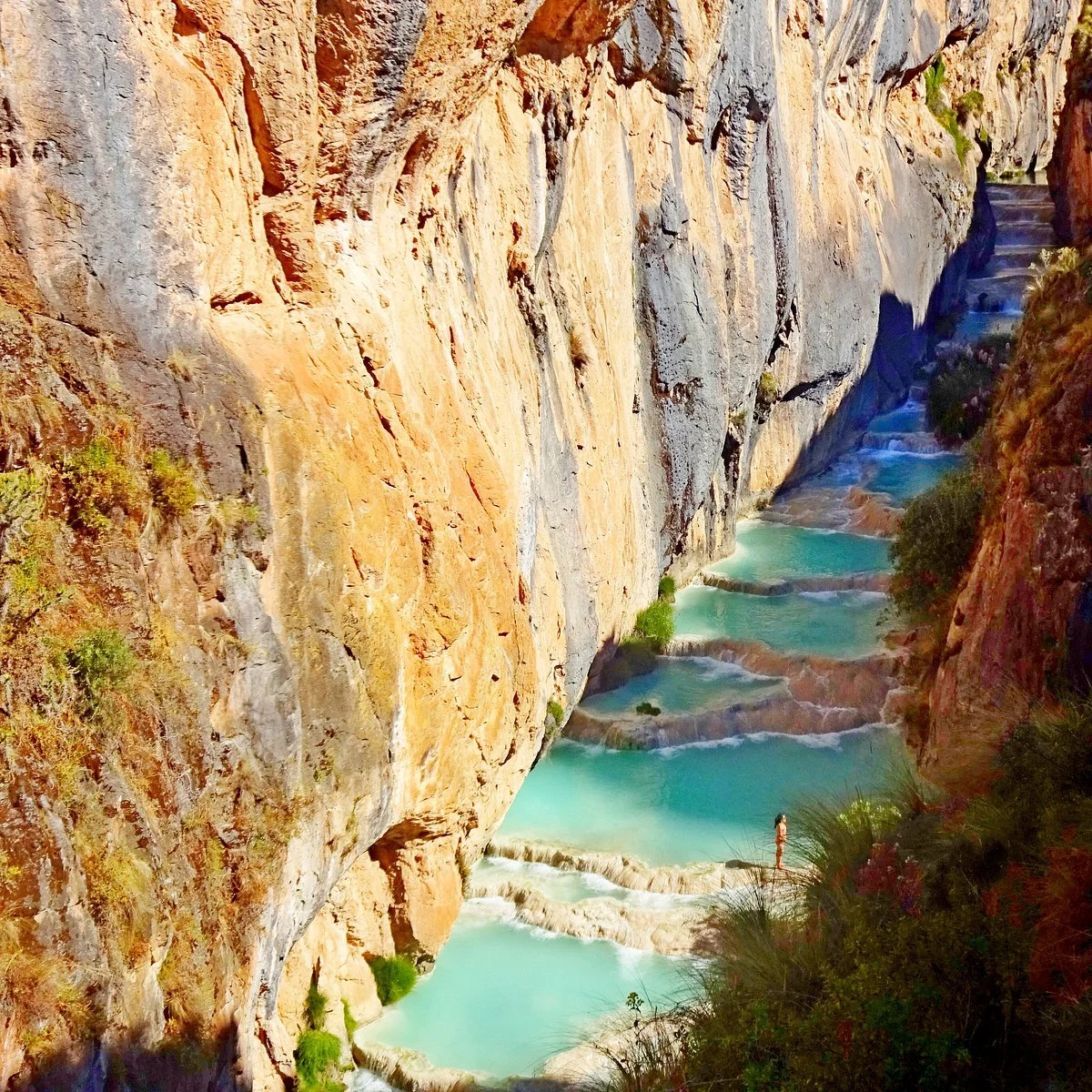 Aguas Turquesas Millpu
