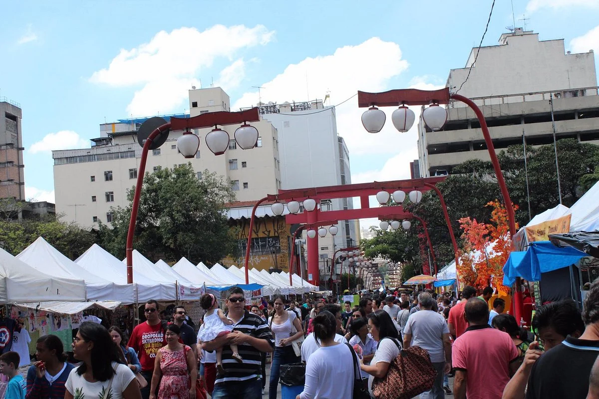 Liberdade street market