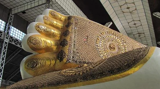 Shwethalyaung Buddha