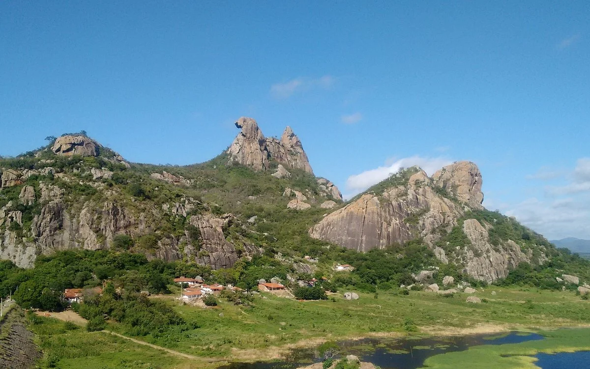 Rock of the Brooding Hen