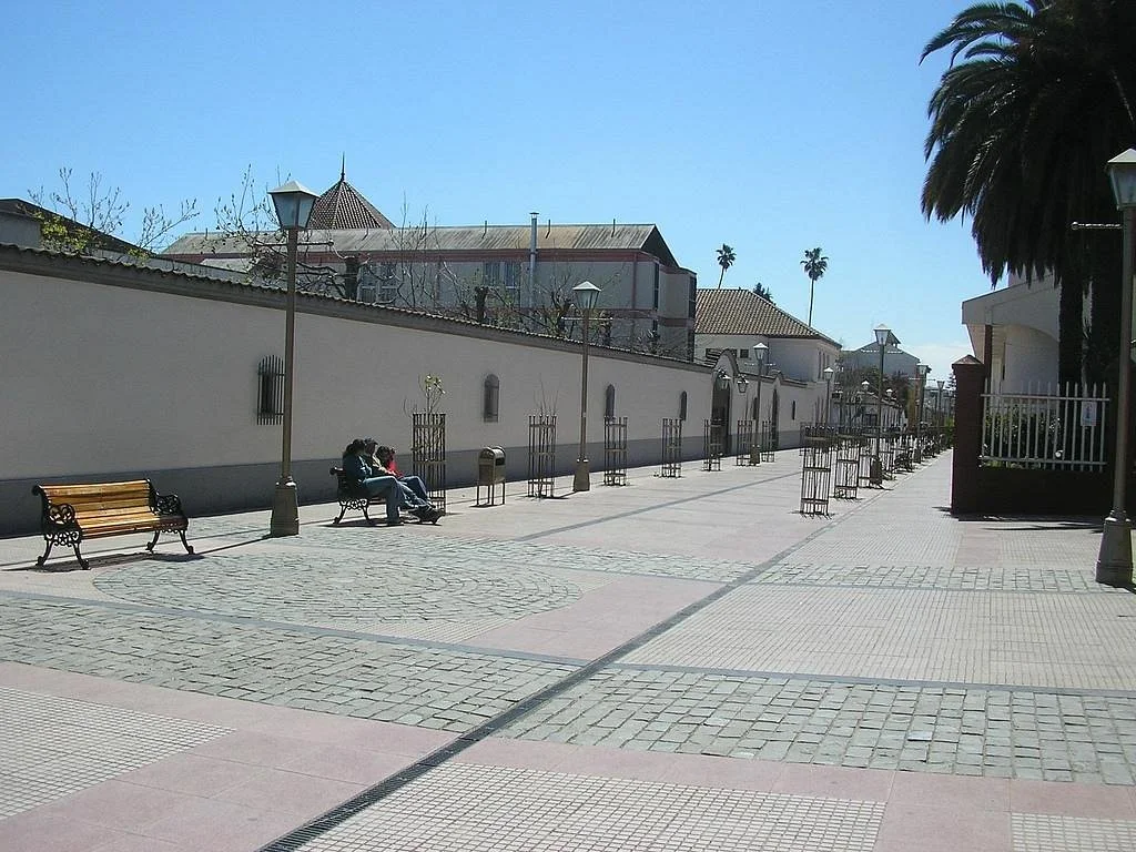 Paseo Estado