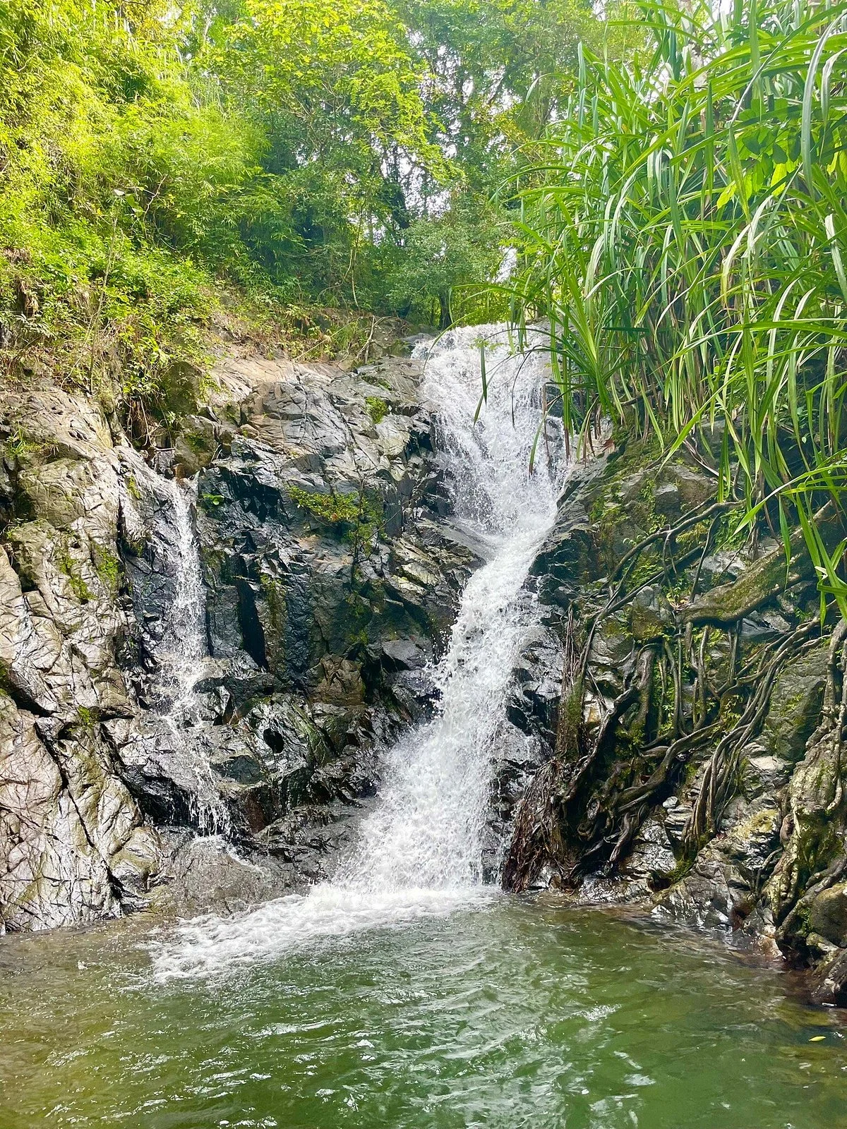 Nagkalit-Kalit Falls