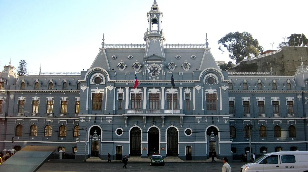Valparaiso's Gate (La Puerta de Valparaiso)