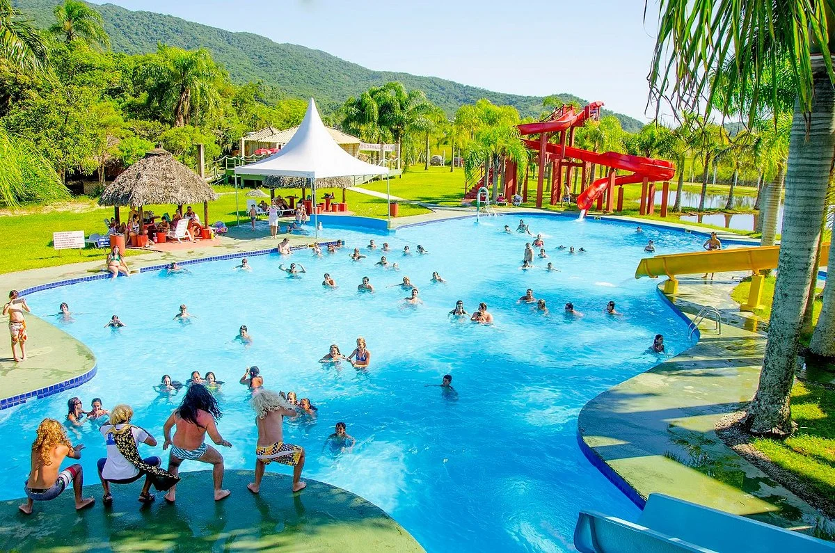 Parque Aquático Porto das Águas.