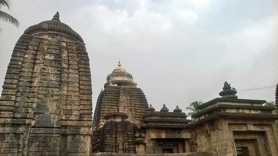 Sri Mukhalingeswara Temple