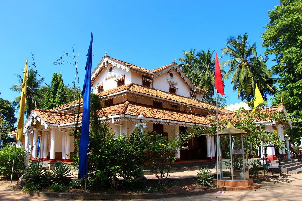 Isipathanaramaya Buddhist Temple