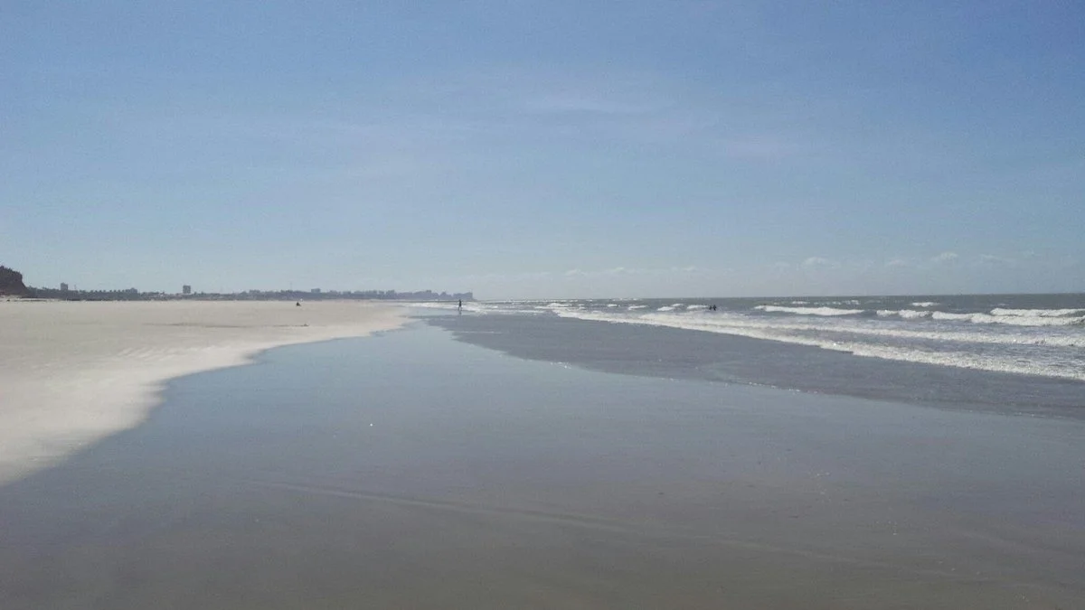 Meio Beach