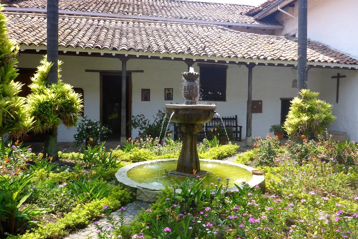 Museo de Arte Colonial y Religioso La Merced