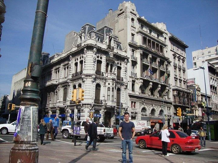 Avenida 18 de Julio