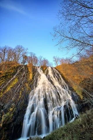 Oshin Koshin Falls