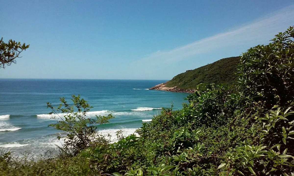 Vermelha Beach