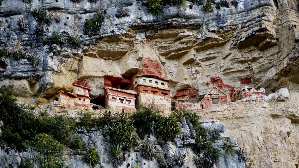 Revash Mausoleo de los Chachapoyas