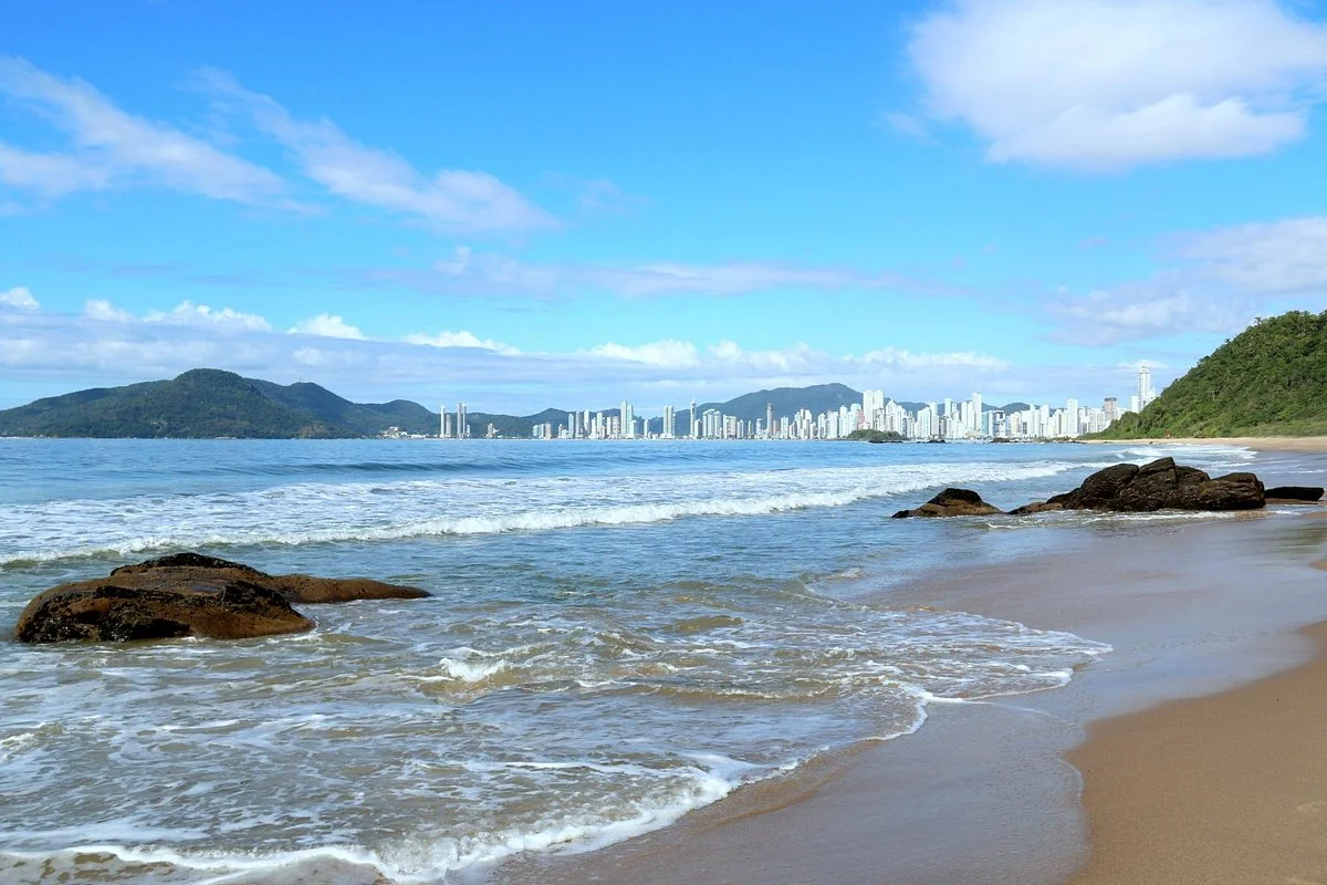 Buraco Beach