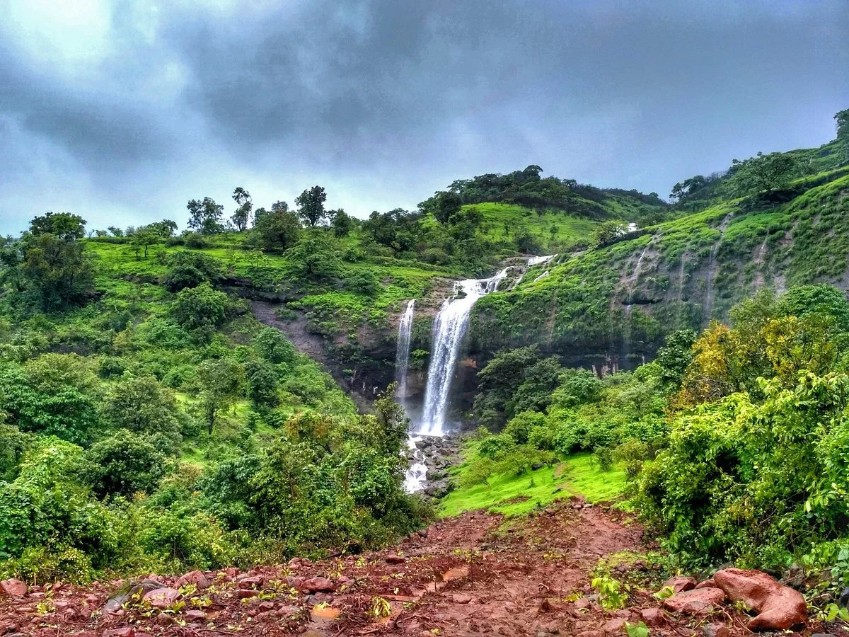 Khandi Waterfalls
