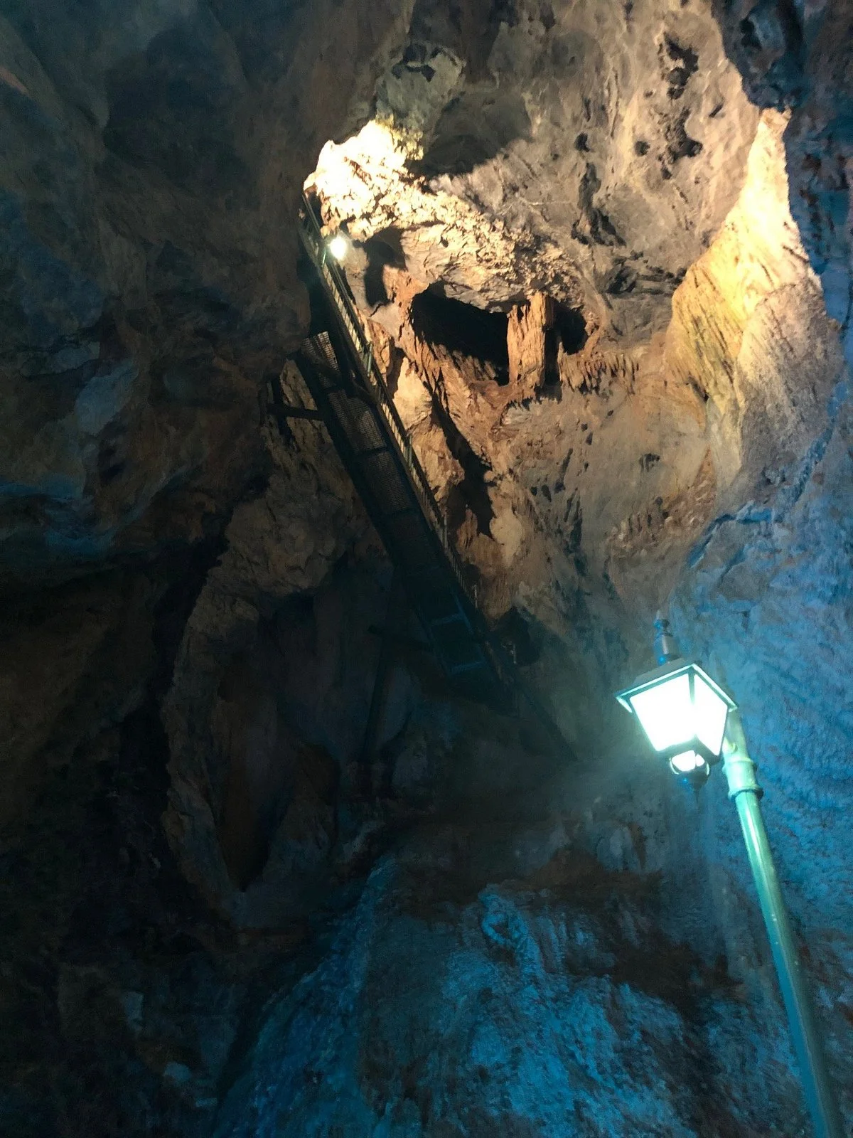Kyusendo Limestone Cave