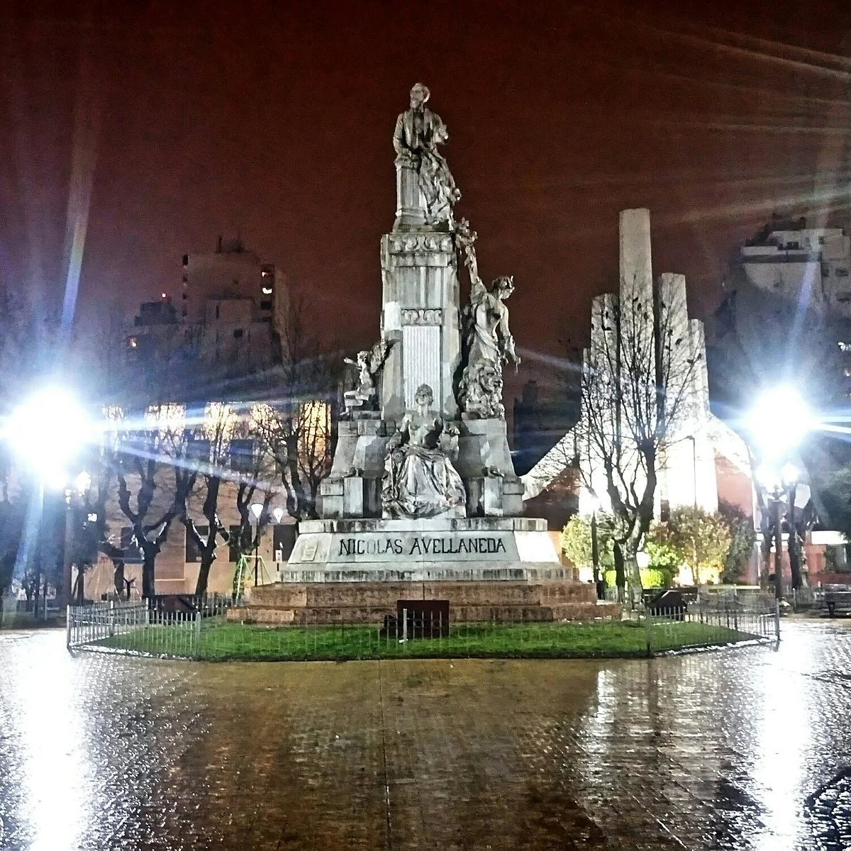 Plaza Adolfo Alsina