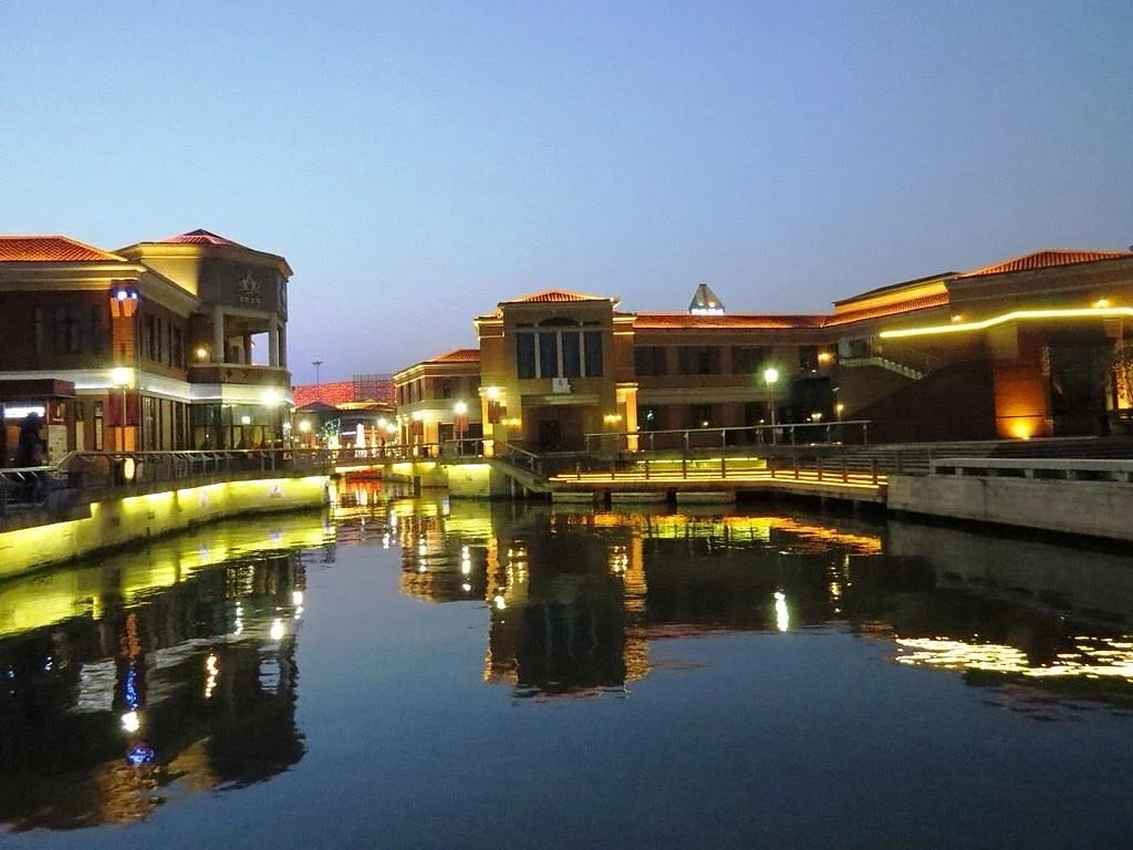 Jinji Lake