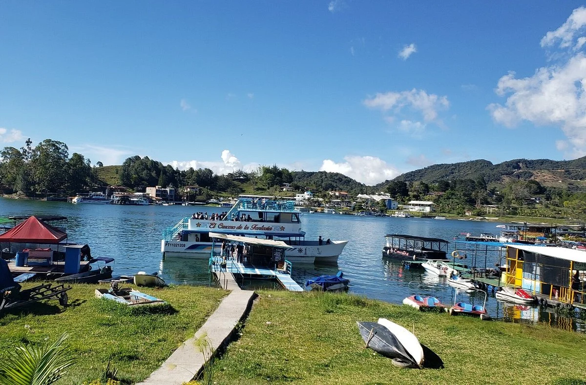 Malecon de Guatapé