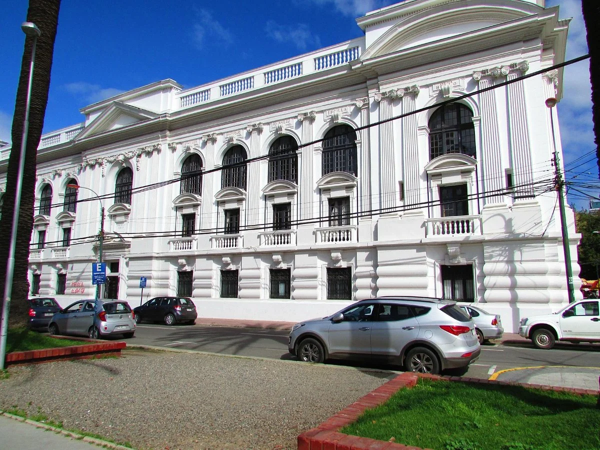 Biblioteca Santiago Severin