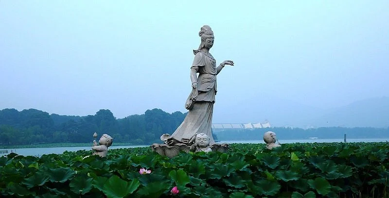 Xuanwu lake