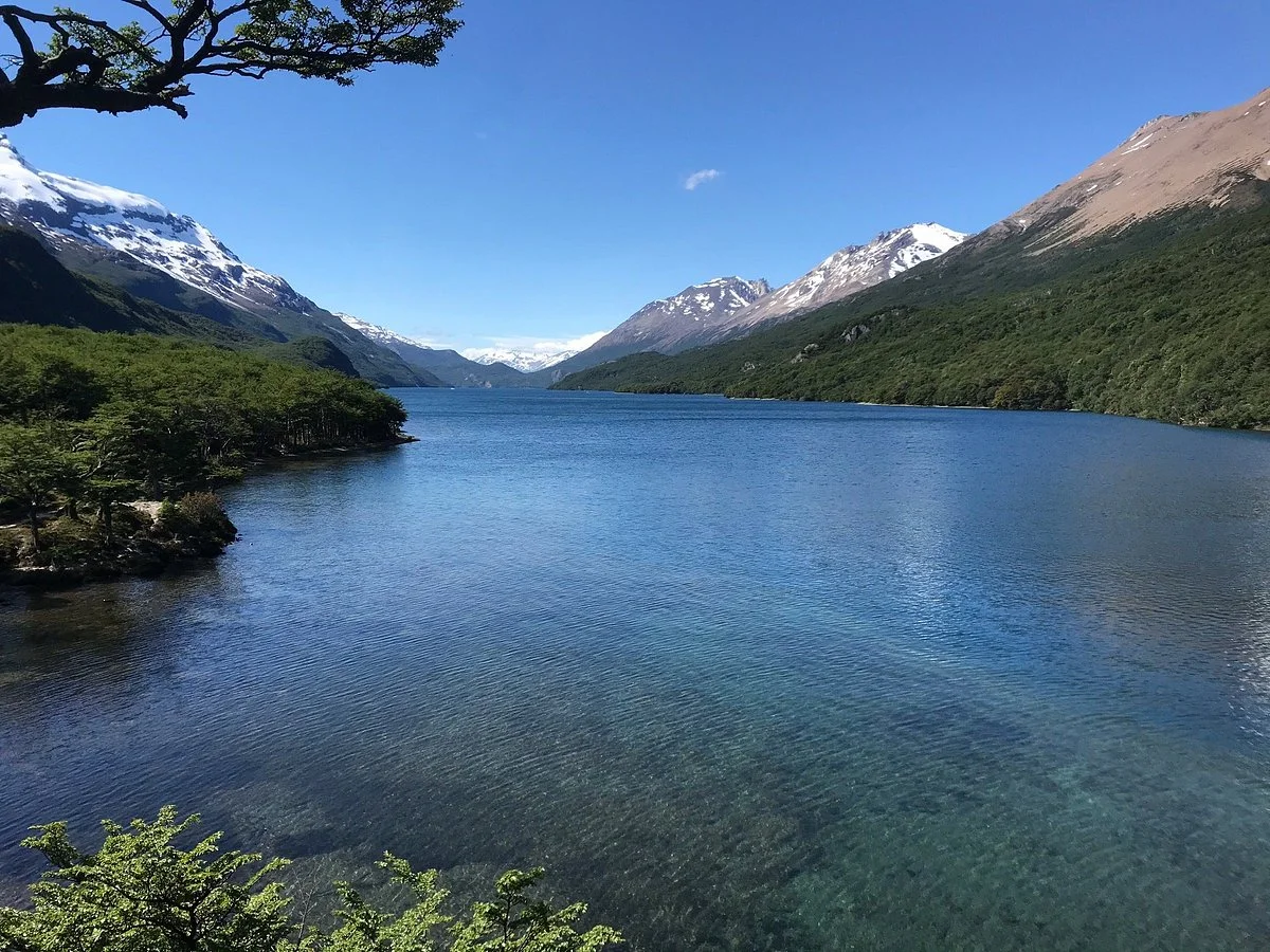 Lago Del Desierto