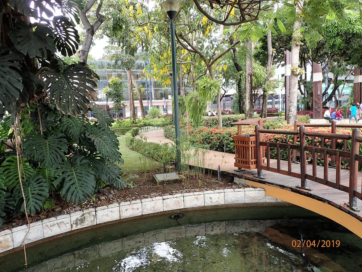 Jardines del Malecón Simón Bolíva