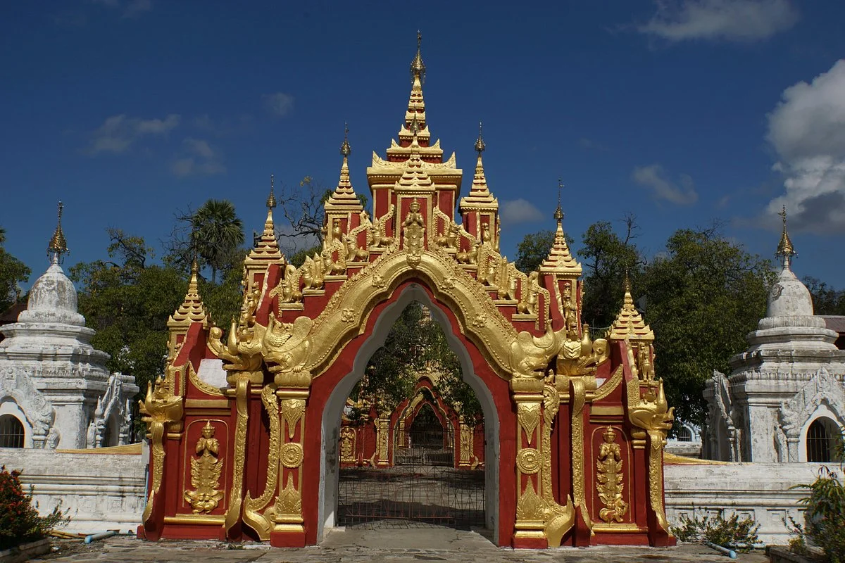 Kuthodaw Pagoda & the World's Largest Book