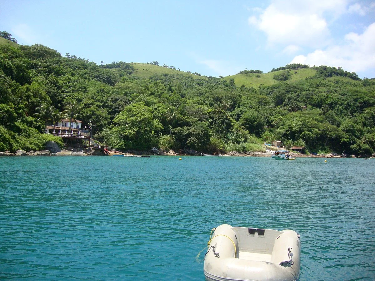 Saco do Sombrio Beach