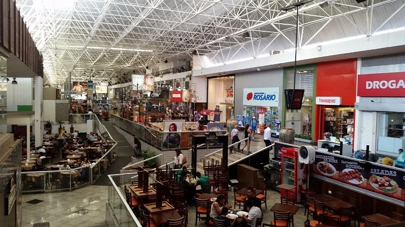 Centro Comercial Gilberto Salomão