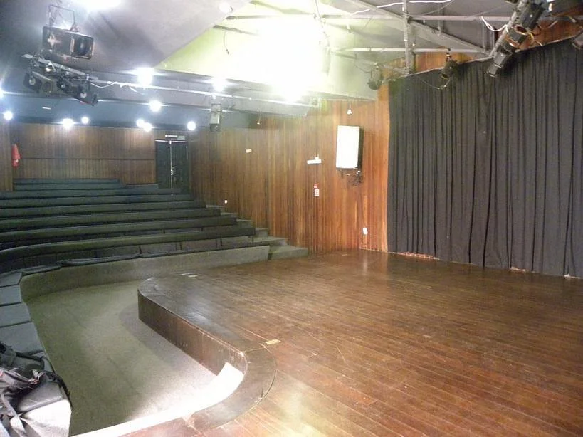 FUNTED - de Arena Sergio Cardoso Theater