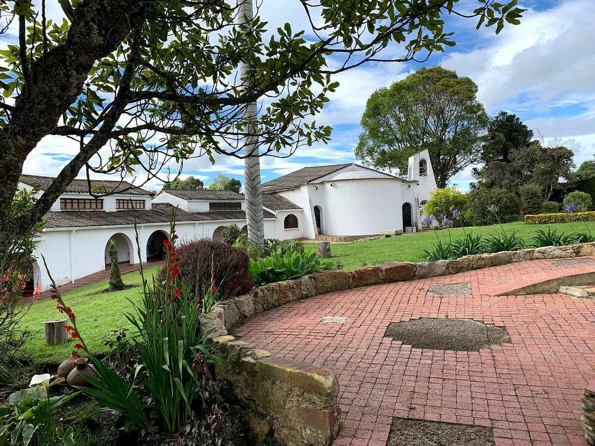 Monasterio Benedictinos El Rosal