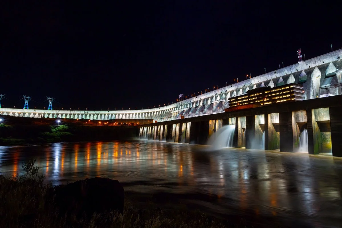 As Luzes de Itaipu