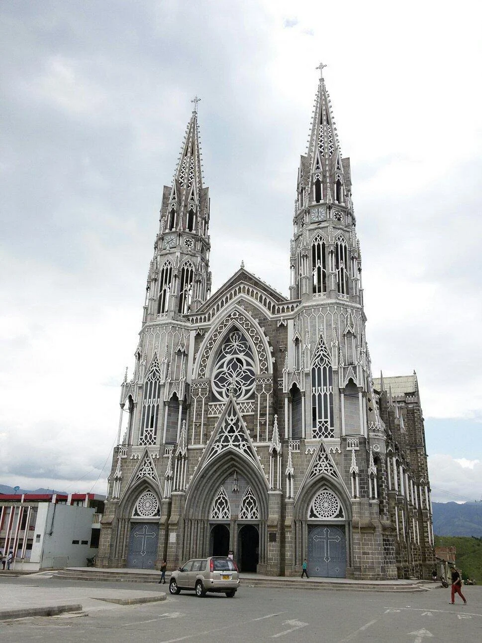 Basilica de Nuestra Senora del Rosario