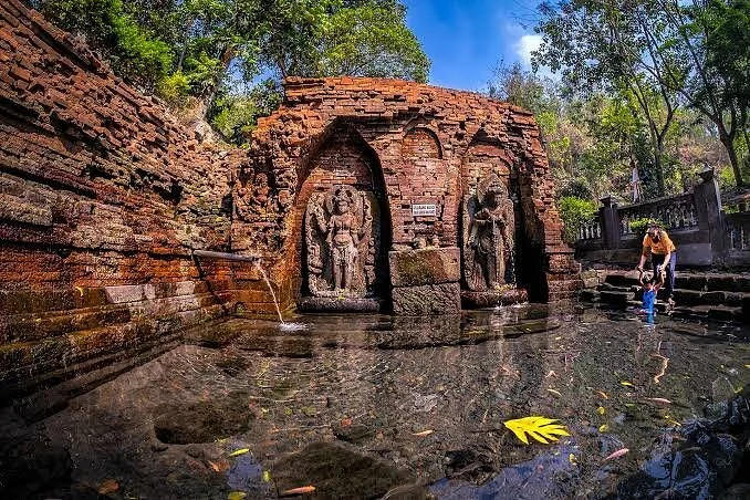 Belahan Temple