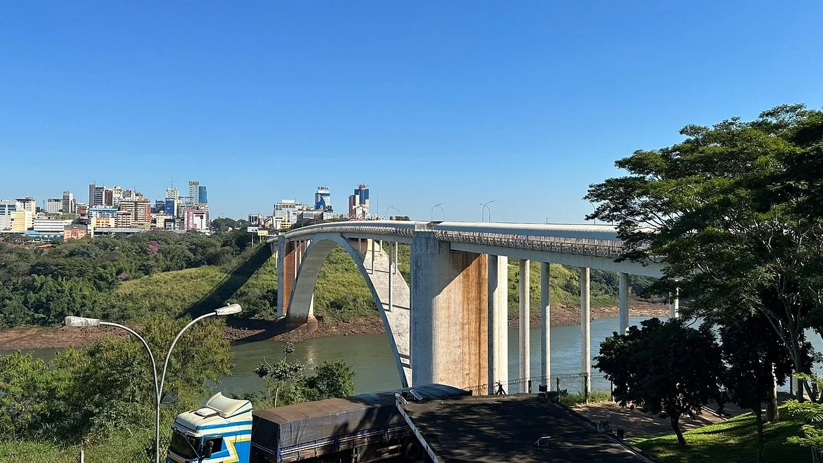 Ponte Internacional da Amizade