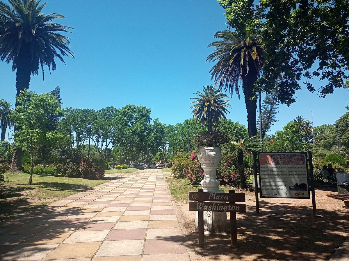 Plaza Washington