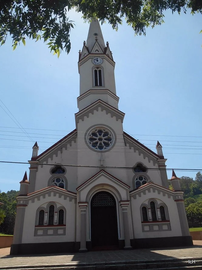 Igreja Matriz de Tupandi