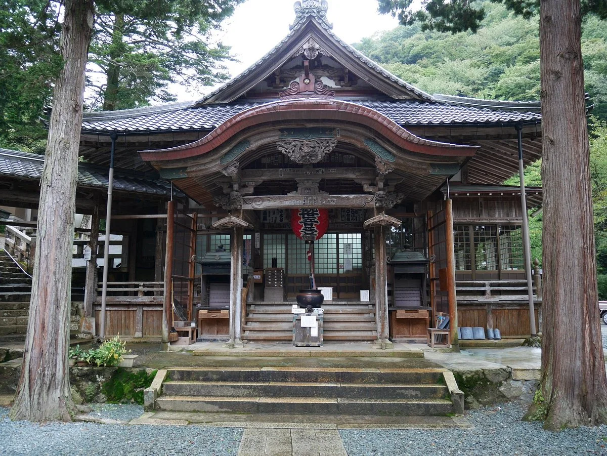 Mikataishi Kanzeon Katate Kannon