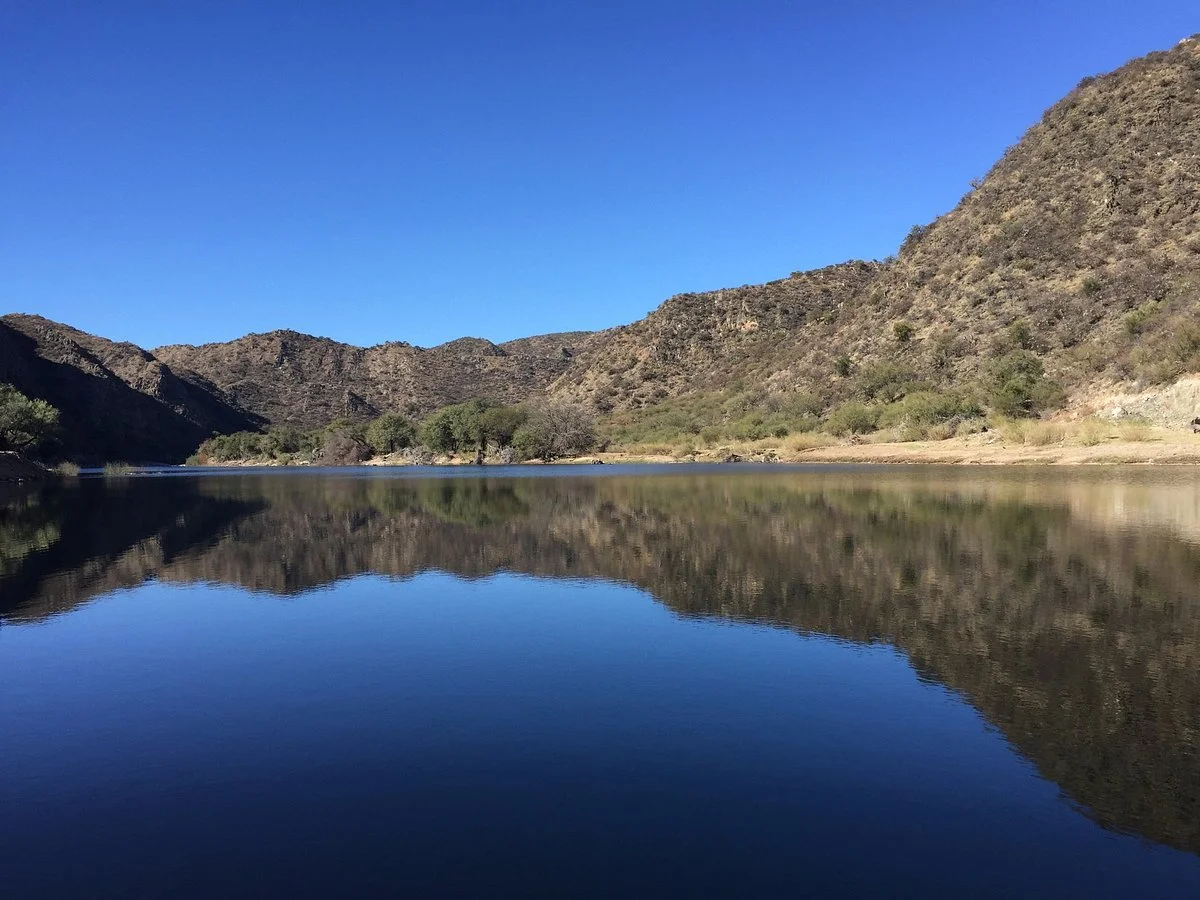 Dique Embalse de Lujan