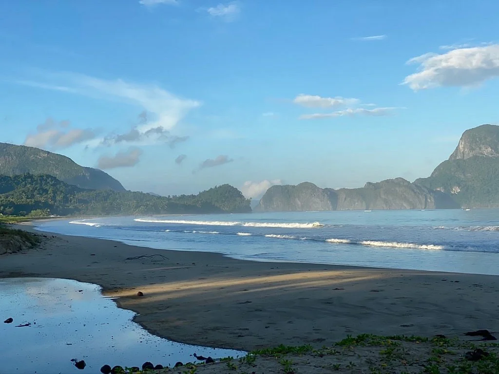 El Nido Airport Beach