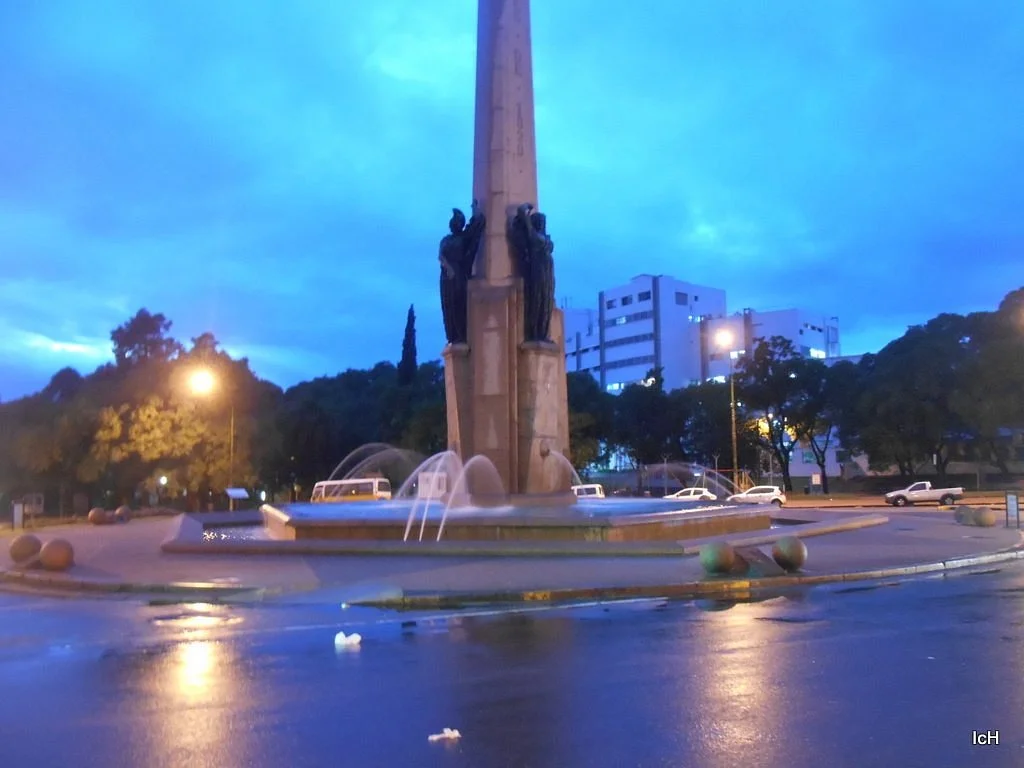 Obelisco a los Constituyentes