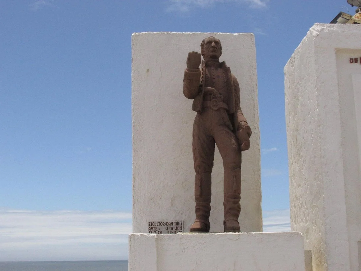 Faro Sandra Monumento A Artigas
