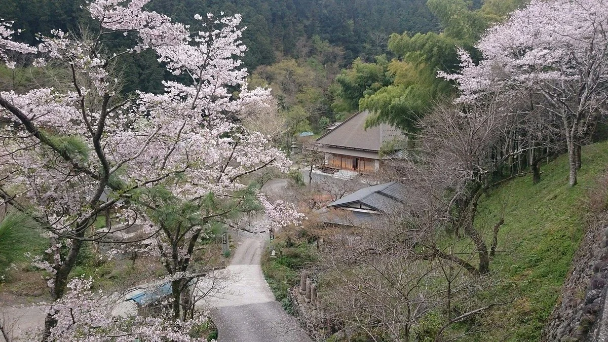 Tokuunin