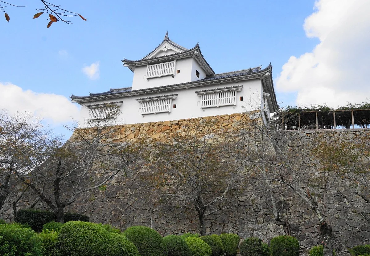 Tsuyama Castle (Kakuzan Park)