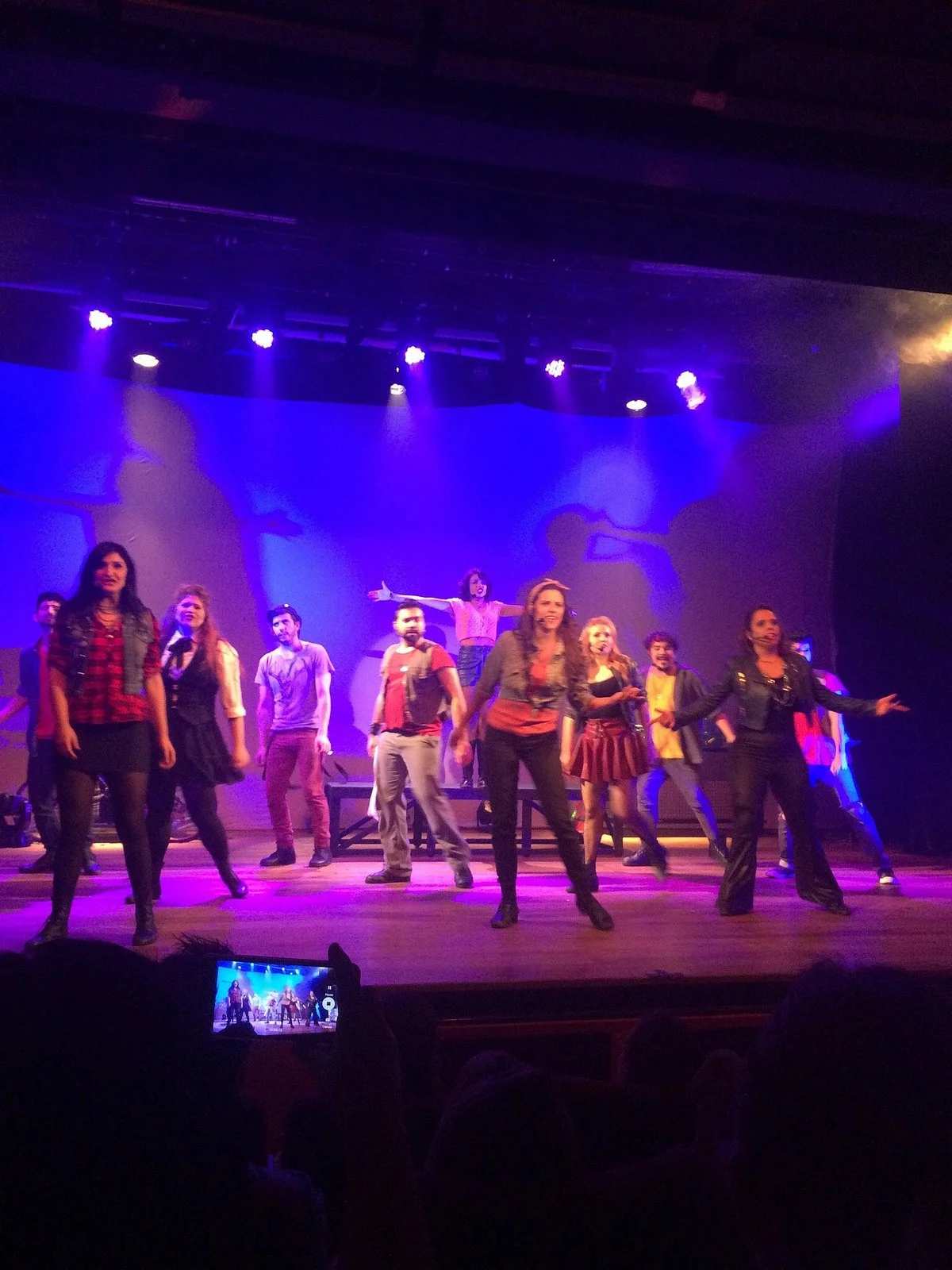 Folha Theater