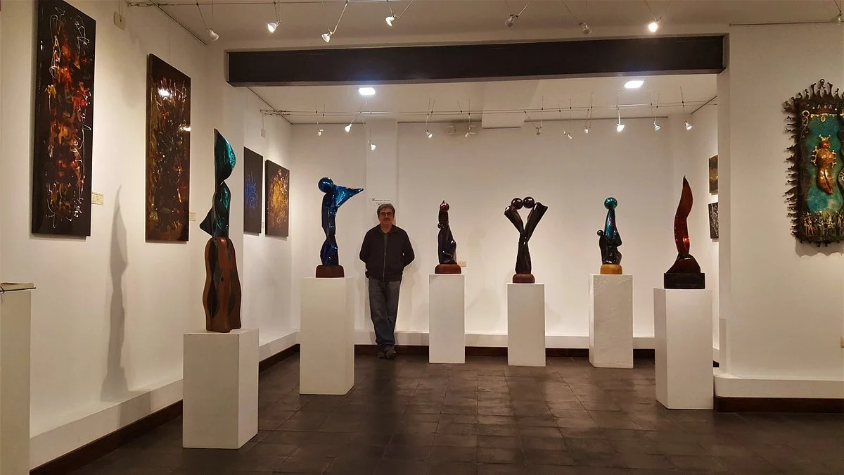 Miguel Illescas Art Gallery