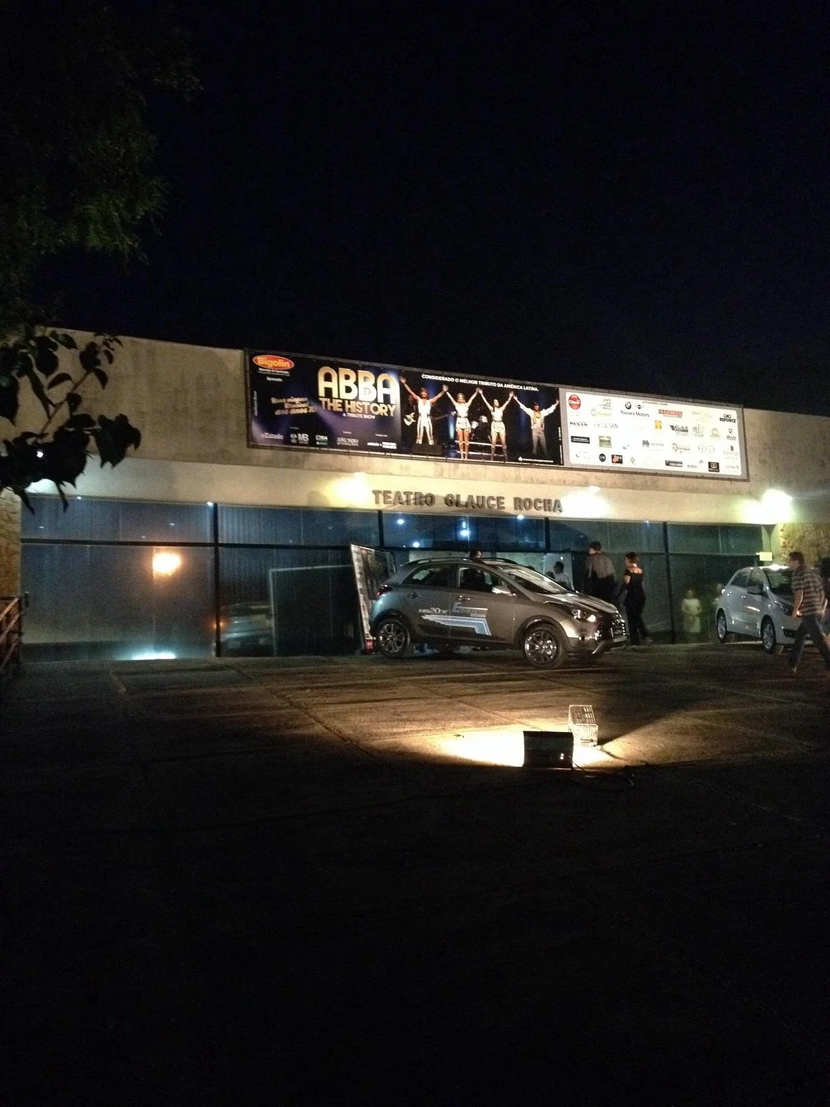 Glauce Rocha Theater